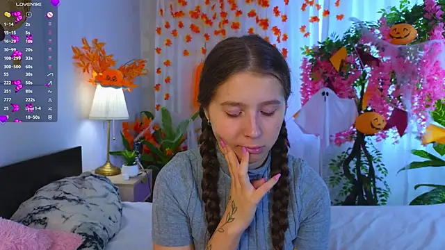 CatherineRichards online show from 20, 10, 2025