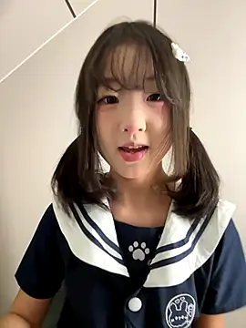 Snapshot of lelebaybay888 chatting on 5, 11, 2025 lelebaybay888 online show from 5, 11, 2025