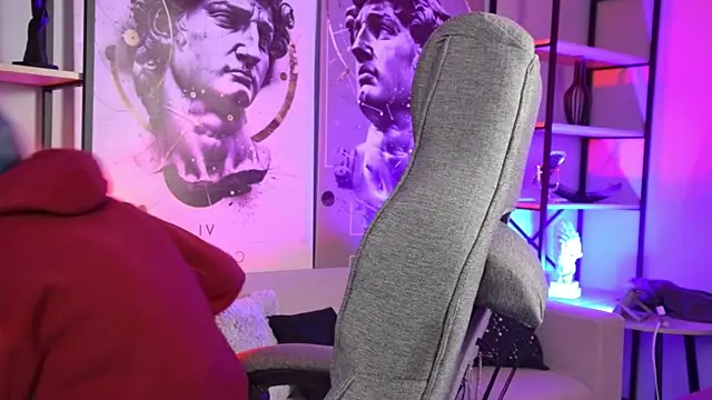 SakuraBliss online show from 16, 12, 2025