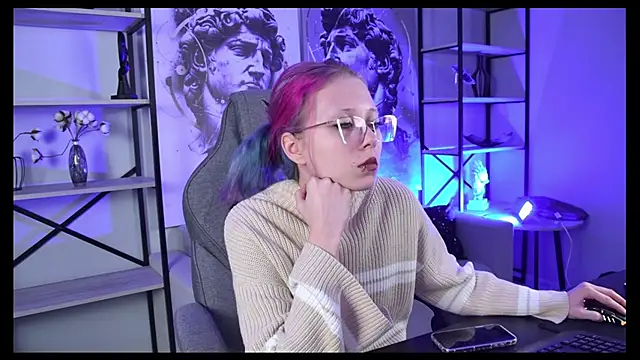 SakuraBliss online show from 22, 12, 2025