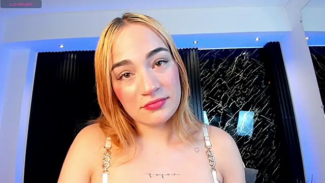 Snapshot of MadisonAnngel chatting on 14, 2, 2026 MadisonAnngel online show from 14, 2, 2026