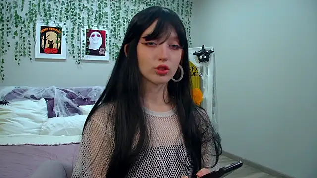 MistyMarlo online show from 4, 11, 2025