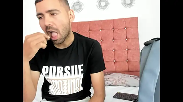 Snapshot of magnus_serket chatting on 11, 9, 2025 magnus serket online show from 11, 9, 2025