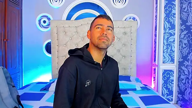 Snapshot of magnus_serket chatting on 7, 4, 2026 magnus serket online show from 7, 4, 2026