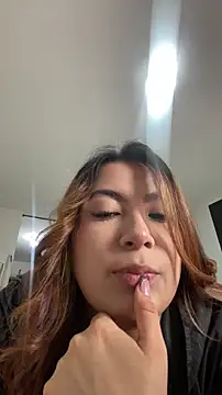 MacarenaRosse online show from 16, 12, 2025