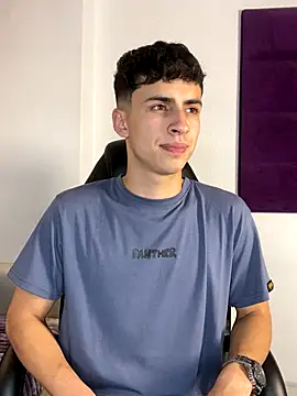 Snapshot of AdrianRinaldi chatting on 12, 10, 2025 AdrianRinaldi online show from 12, 10, 2025