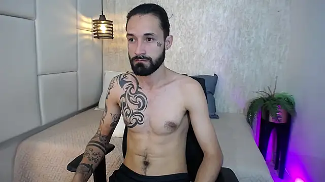 Snapshot of Hisoka_011 chatting on 17, 2, 2026 Hisoka 011 online show from 17, 2, 2026