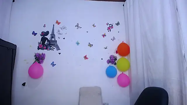 Snapshot of ValeriaHairy chatting on 9, 10, 2025 ValeriaHairy online show from 9, 10, 2025