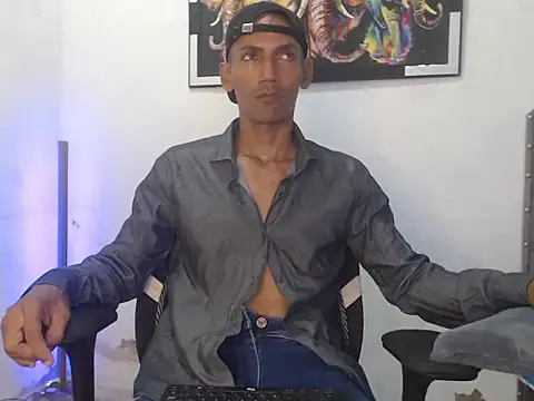 Snapshot of kiran_02 chatting on 3, 10, 2025 kiran 02 online show from 3, 10, 2025