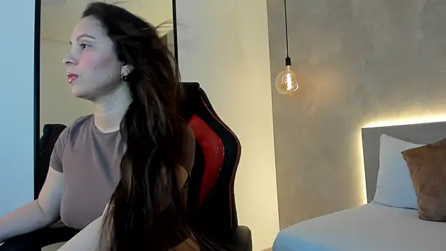 Snapshot of samantha_17_ chatting on 5, 10, 2025 samantha 17 online show from 5, 10, 2025