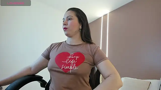 samantha 17  online show from 13, 5, 2026