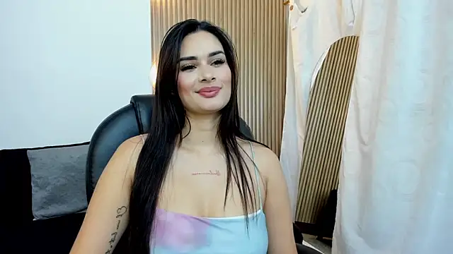 Hannah Brookss1 online show from 27, 10, 2025