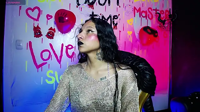 Sweettpleasure online show from 18, 10, 2025