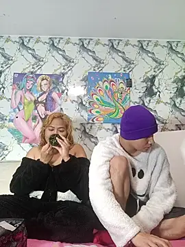 Snapshot of hot_lady19 chatting on 23, 10, 2025 hot lady19 online show from 23, 10, 2025