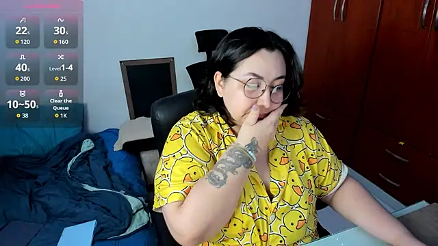 Snapshot of moira_smiler chatting on 2, 8, 2026 moira smiler online show from 2, 8, 2026