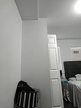 HothairyBoy2 online show from 17, 12, 2025