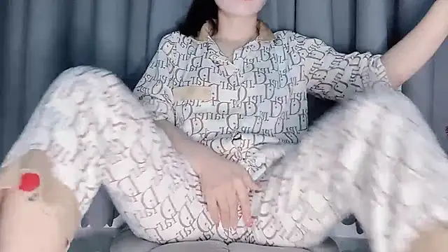   Joy69   online show from 4, 12, 2025