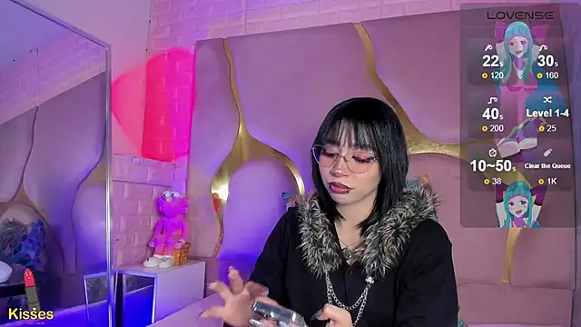 Snapshot of Niina_Sissy chatting on 17, 3, 2026 Niina Sissy online show from 17, 3, 2026