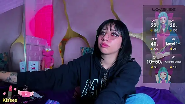 Snapshot of Niina_Sissy chatting on 9, 4, 2026 Niina Sissy online show from 9, 4, 2026