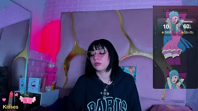 Snapshot of Niina_Sissy chatting on 9, 4, 2026 Niina Sissy online show from 9, 4, 2026