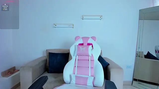 april smiith online show from 17, 2, 2026