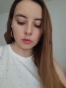 Scarlett Pink Rose online show from 28, 11, 2025