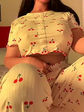 Snapshot of OnlyRima chatting on 7, 10, 2025 OnlyRima online show from 7, 10, 2025