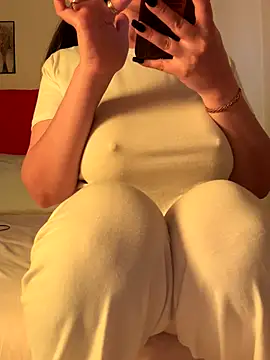 Snapshot of OnlyRima chatting on 17, 10, 2025 OnlyRima online show from 17, 10, 2025