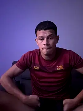 Snapshot of CHARLY-- chatting on 17, 10, 2025 CHARLY-- online show from 17, 10, 2025