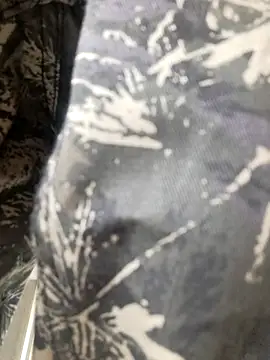 Snapshot of lolo7121 chatting on 10, 9, 2025 lolo7121 online show from 10, 9, 2025