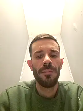 Snapshot of lolo7121 chatting on 19, 9, 2025 lolo7121 online show from 19, 9, 2025