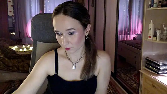 ClassyInna online show from 31, 10, 2025