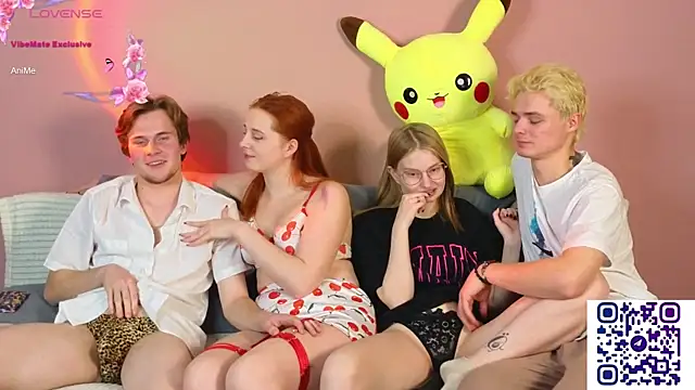 Snapshot of _pikachu0_0 chatting on 13, 11, 2025 pikachu0 0 online show from 13, 11, 2025