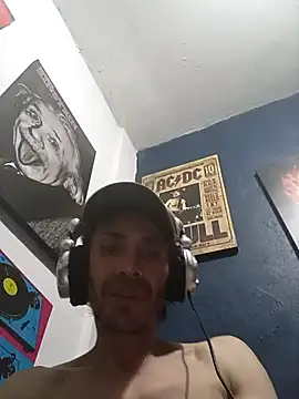 Snapshot of githot chatting on 28, 9, 2025 githot online show from 28, 9, 2025