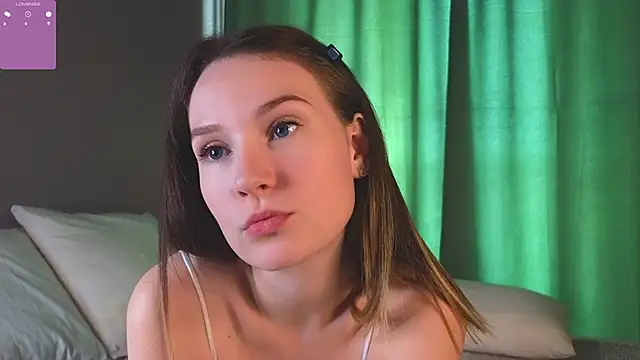Snapshot of QueenieHathaway chatting on 20, 9, 2025 QueenieHathaway online show from 20, 9, 2025