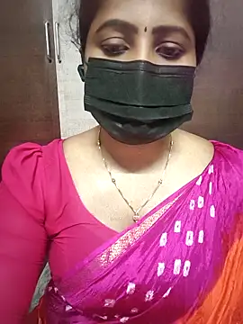 Snapshot of vasundhara26 chatting on 5, 4, 2026 vasundhara26 online show from 5, 4, 2026