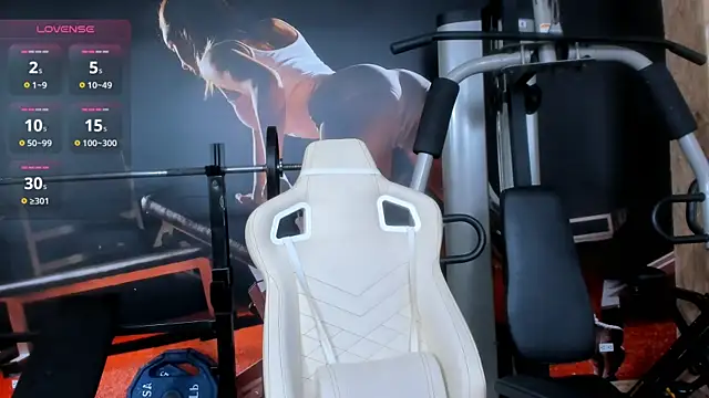 Snapshot of AlaskaAmato chatting on 8, 10, 2025 AlaskaAmato online show from 8, 10, 2025