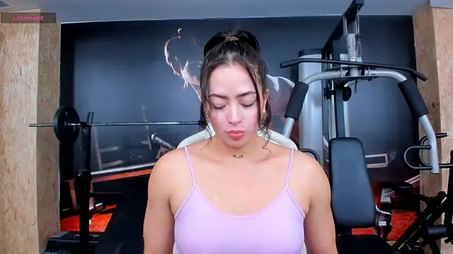 Snapshot of AlaskaAmato chatting on 5, 11, 2025 AlaskaAmato online show from 5, 11, 2025