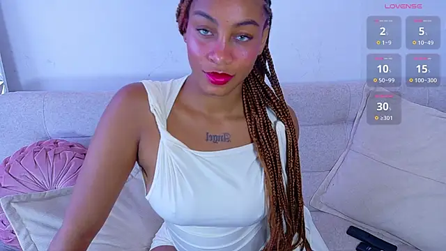 Snapshot of Sofia_Stanley chatting on 2, 3, 2026 Sofia Stanley online show from 2, 3, 2026