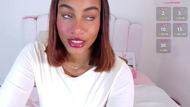 Snapshot of Sofia_Stanley chatting on 26, 3, 2026 Sofia Stanley online show from 26, 3, 2026