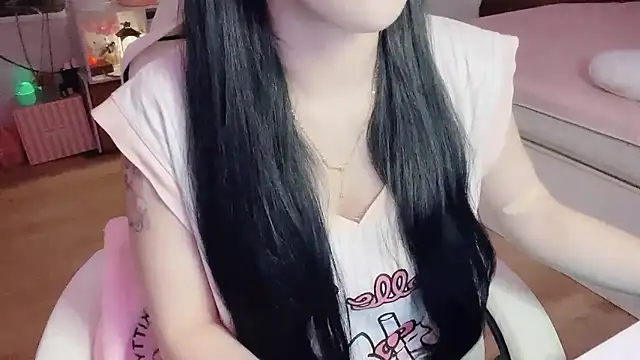 Snapshot of keelinnn19 chatting on 17, 3, 2026 keelinnn19 online show from 17, 3, 2026