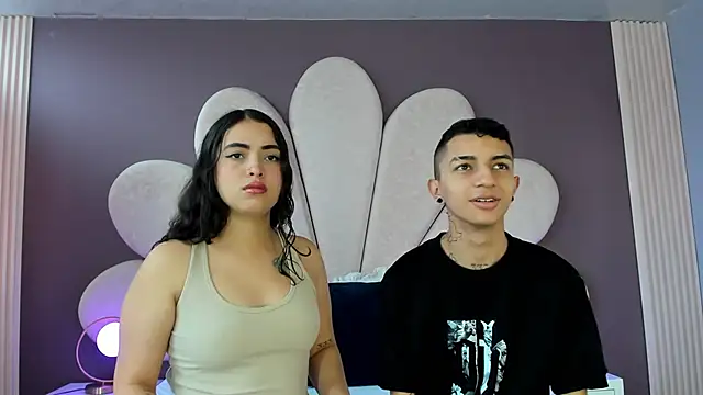 Snapshot of NickandAbby_ chatting on 9, 11, 2025 NickandAbby online show from 9, 11, 2025