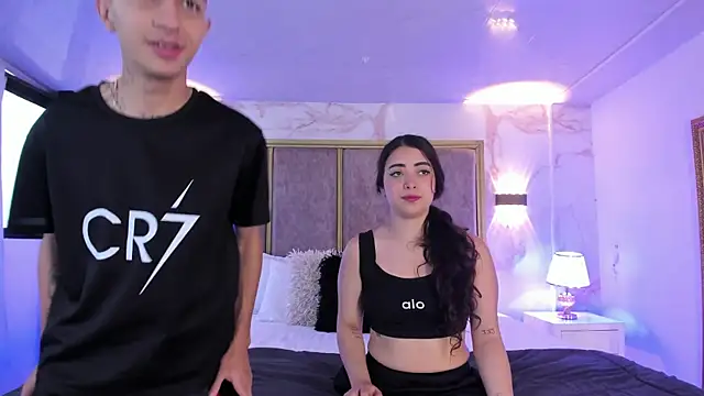 NickandAbby  online show from 11, 5, 2026