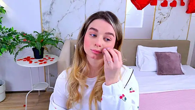 SweetyLicky online show from 11, 2, 2026