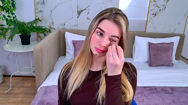 SweetyLicky online show from 3, 3, 2026