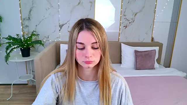 SweetyLicky online show from 8, 5, 2026