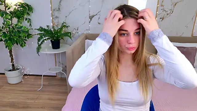 SweetyLicky online show from 11, 5, 2026