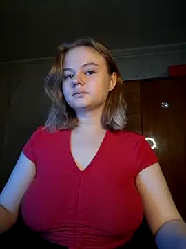 Snapshot of SlipperSherry chatting on 6, 11, 2025 SlipperSherry online show from 6, 11, 2025