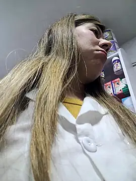 Snapshot of Sophie_del_Castillo chatting on 27, 9, 2025 Sophie del Castillo online show from 27, 9, 2025