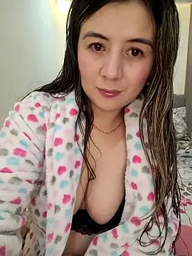 Sophie del Castillo online show from 23, 5, 2026